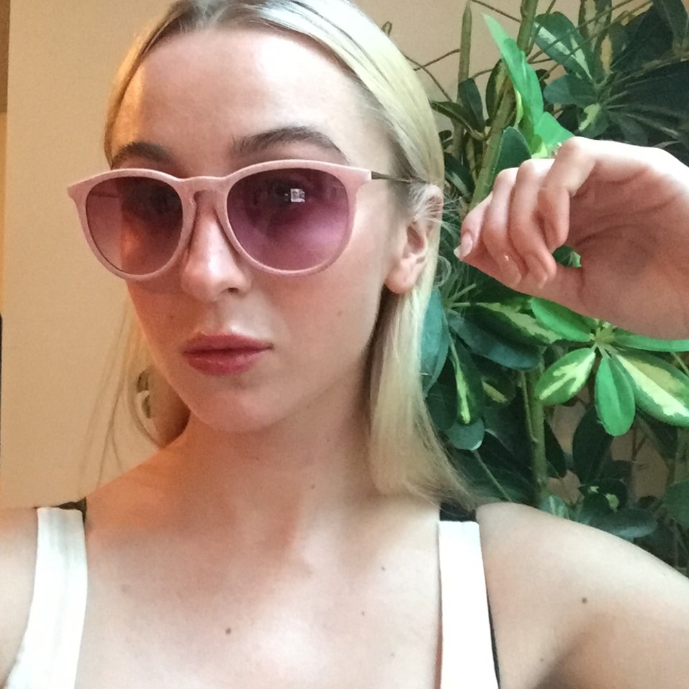 Topshop pink suede sunglasses 🎀